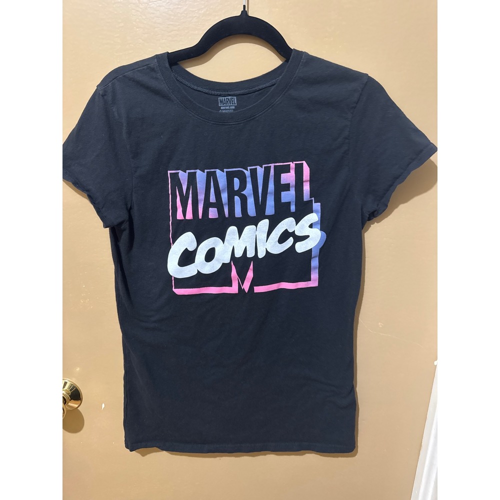 Marvel Comics T-Shirt Womens Black Pink Blue Gradient Logo Graphic Tee